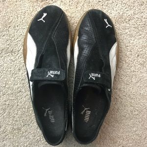 PUMA Velcro sneakers